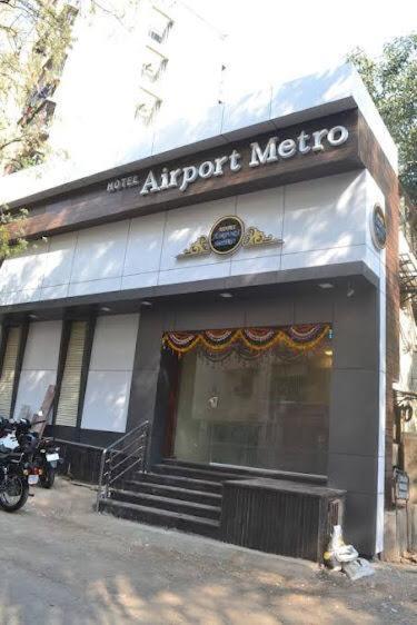 Airport Metro Hotel Мумбай Екстериор снимка