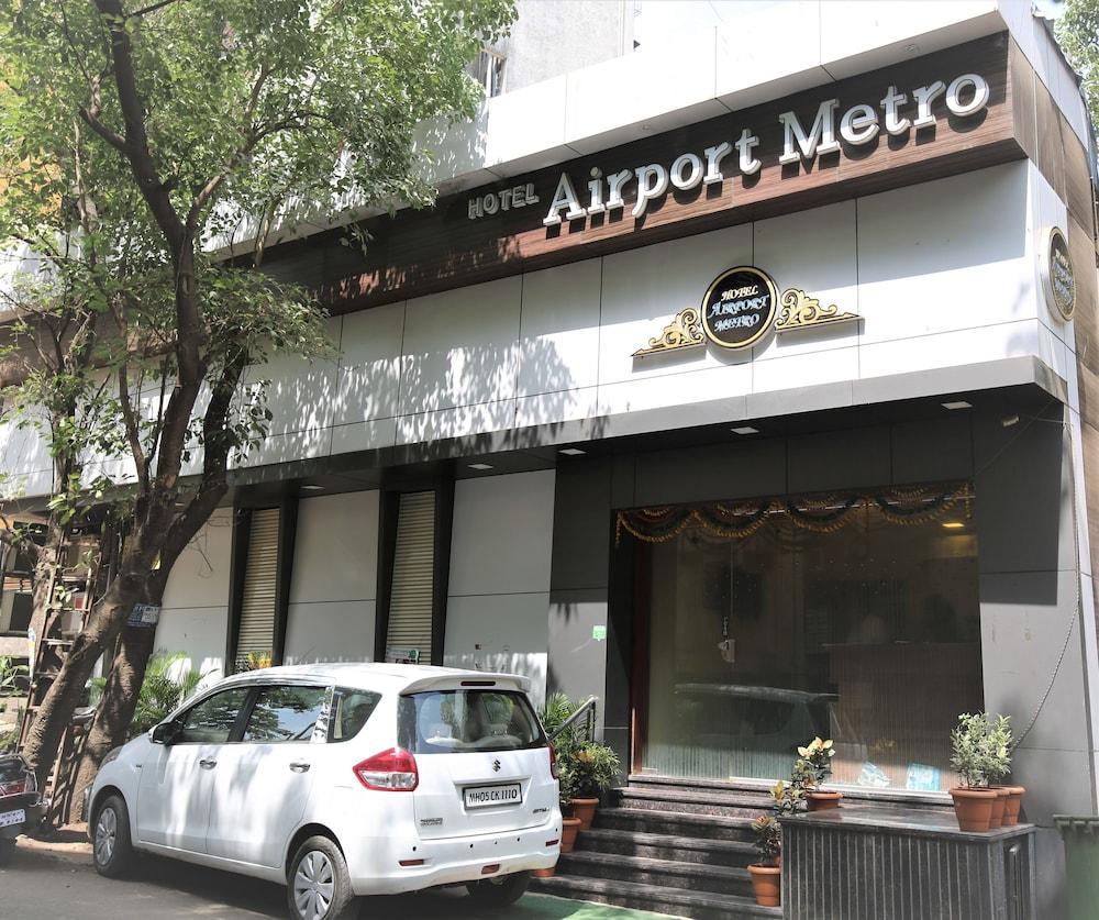 Airport Metro Hotel Мумбай Екстериор снимка